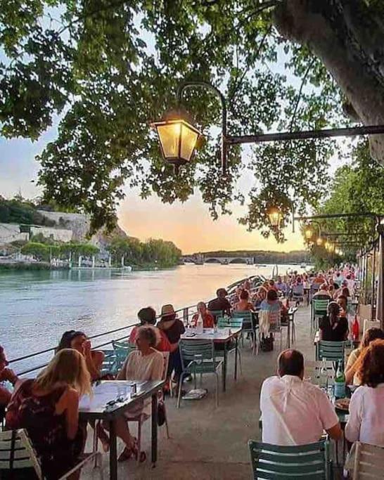 Le Saint-Lazare Appartement Au Calme Intra Muros Avignon Kültér fotó